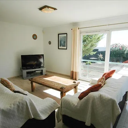 Vila In Puerto Del Carmen Sleeps 6 Includes Swimming Pool *